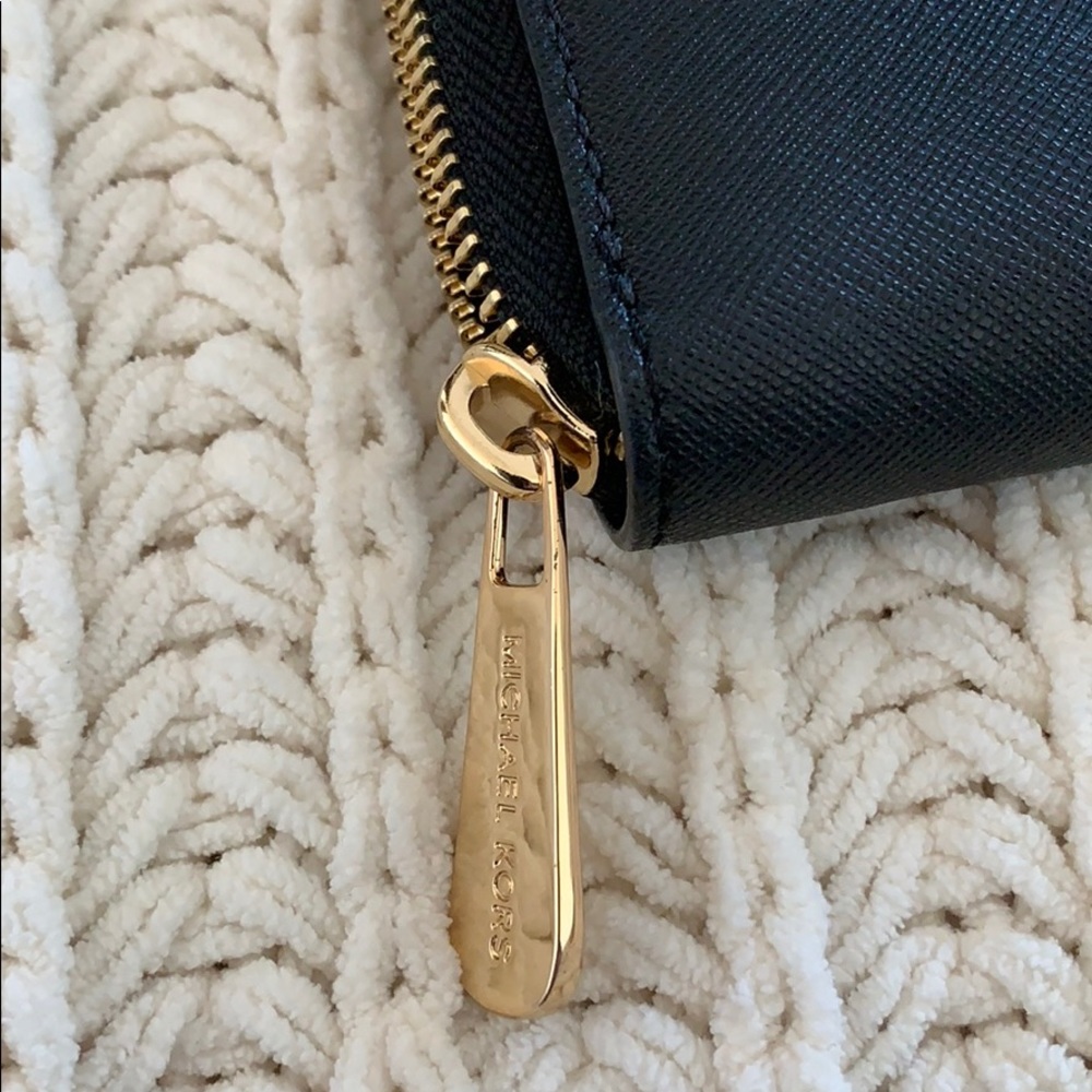 MK. Purse and wallet together - Picture 10 of 10